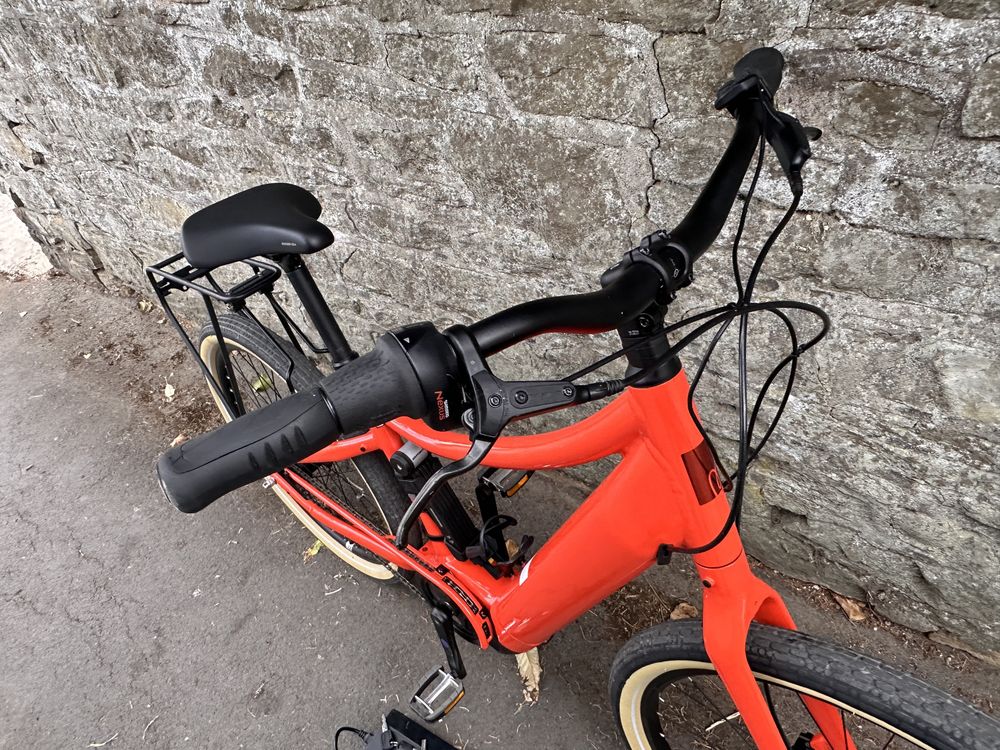 GIANT Momentum BVida E Ebike Yamaha jak NOWY Rower elektryczny