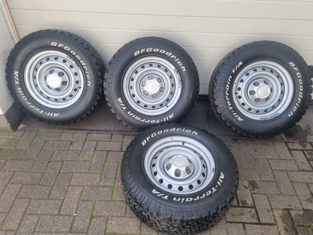 Isuzu D max koło Felgi Opony 245/70/16