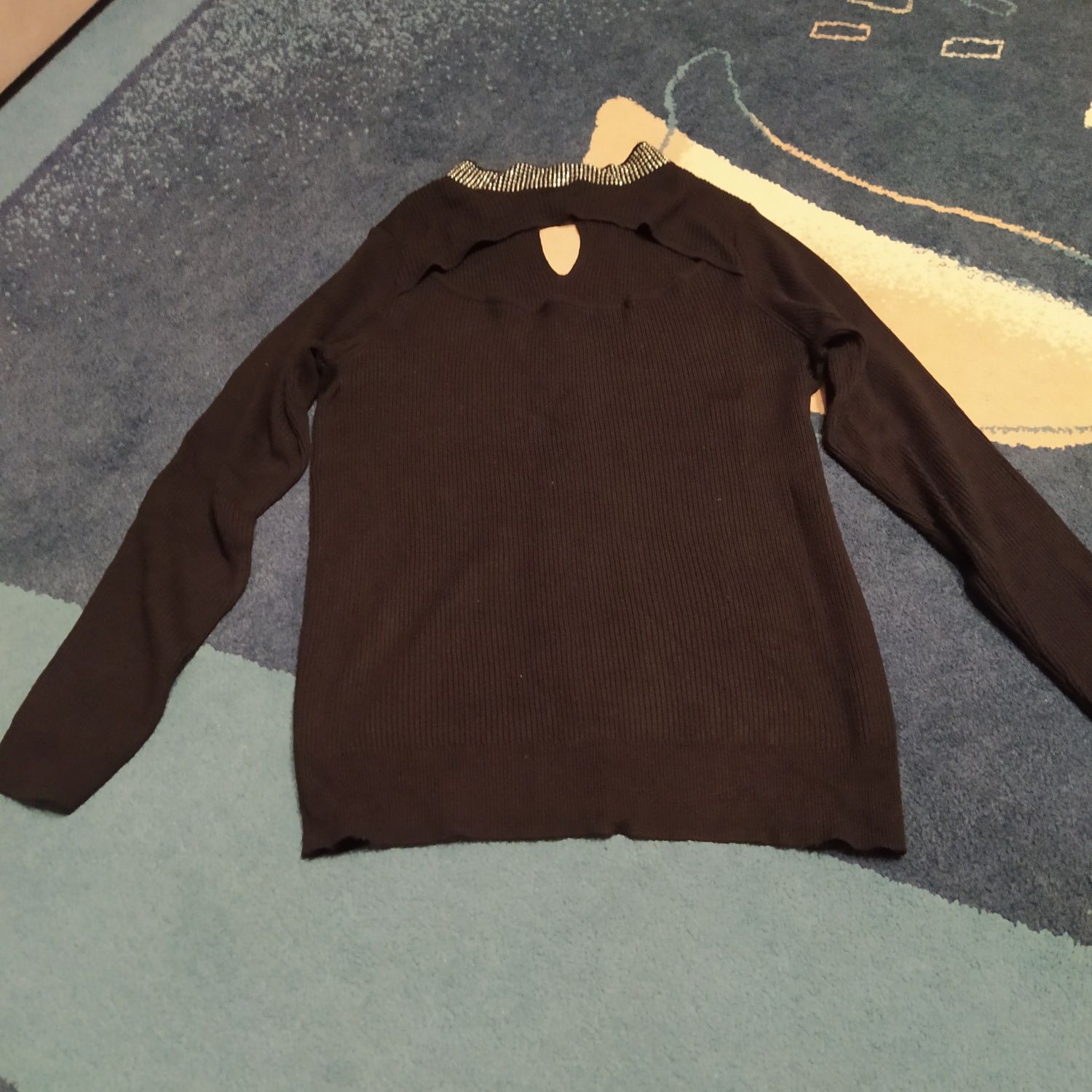 Czarny sweterek / bluzka / golf cyrkonie r. 16