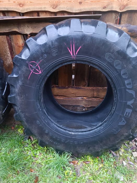 Opony  480/80/26 good year