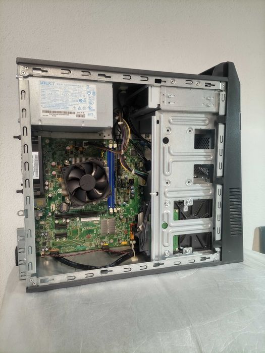 Lenovo Core i5 /Ram 8GB Win10