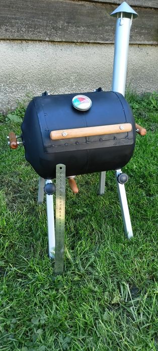 Gril z butli po helu