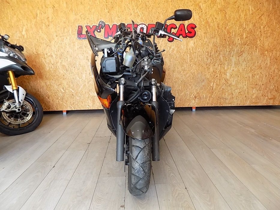 Honda Forza 250 ano 2009 para peças.