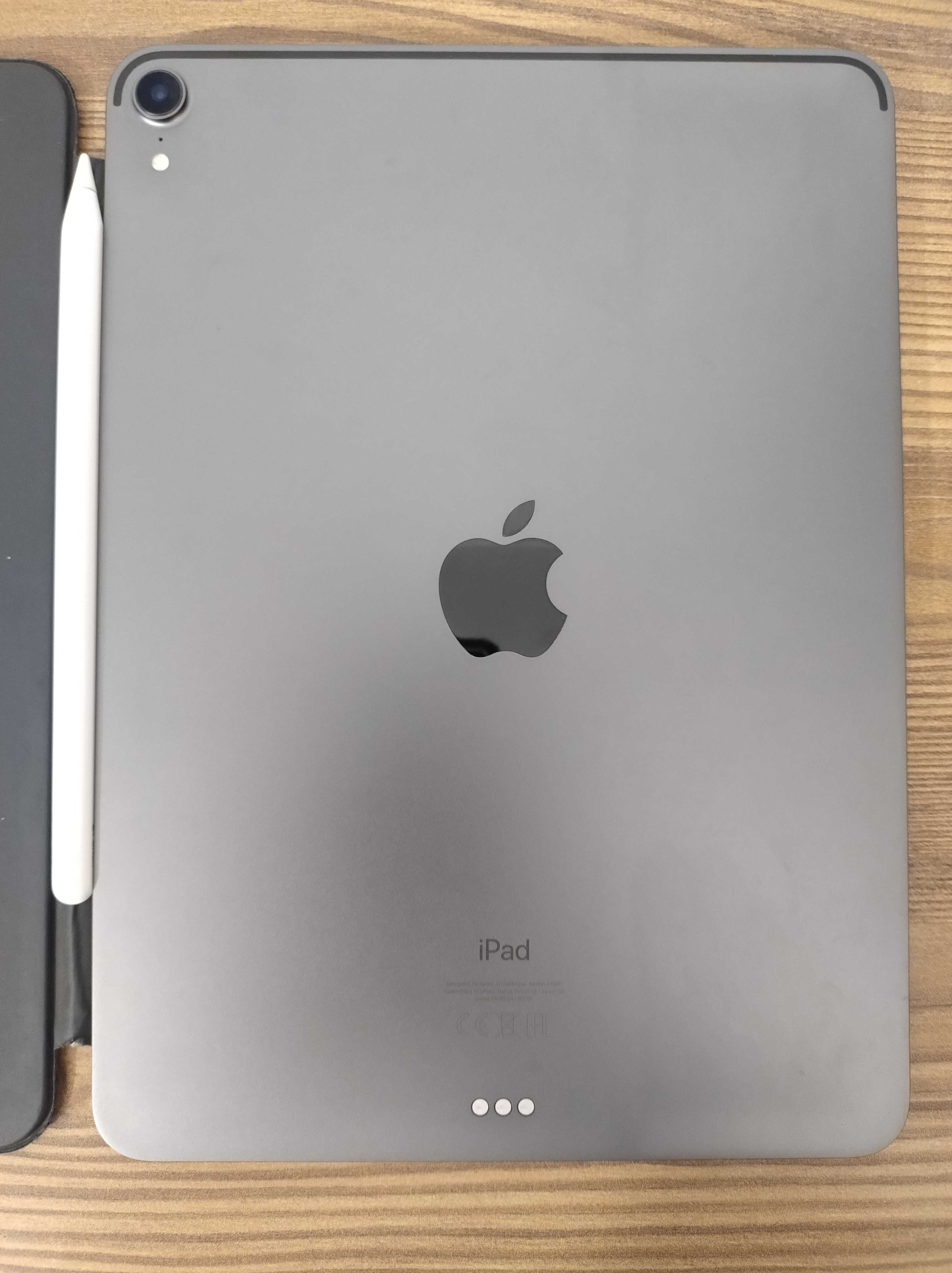 iPad Pro 11-calów 256 GB gwiezdna szarość