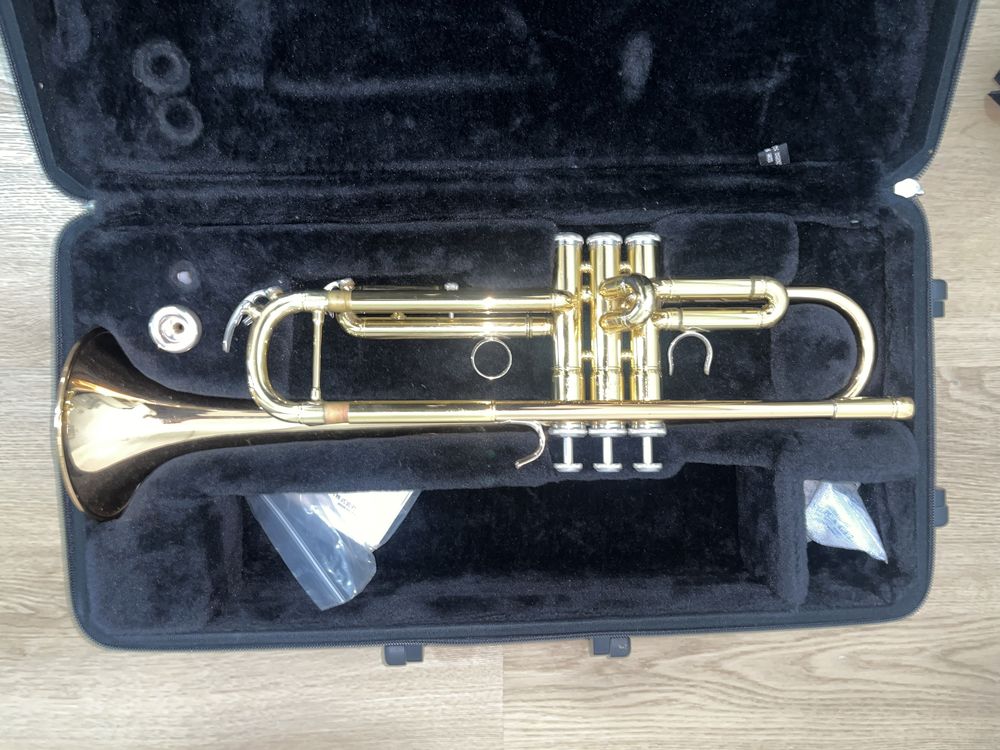 Trompete Yamaha 4335GII