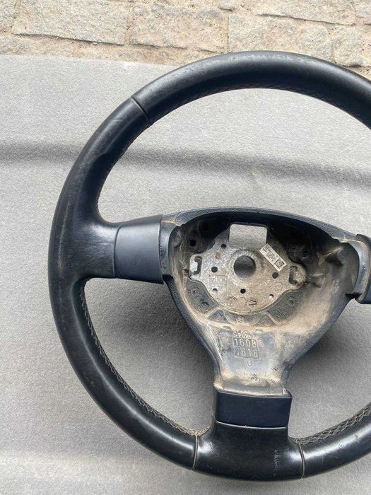 Руль кермо баранка VW Passat B6 Golf 5 Touran шкіра кожа Пасат б6
