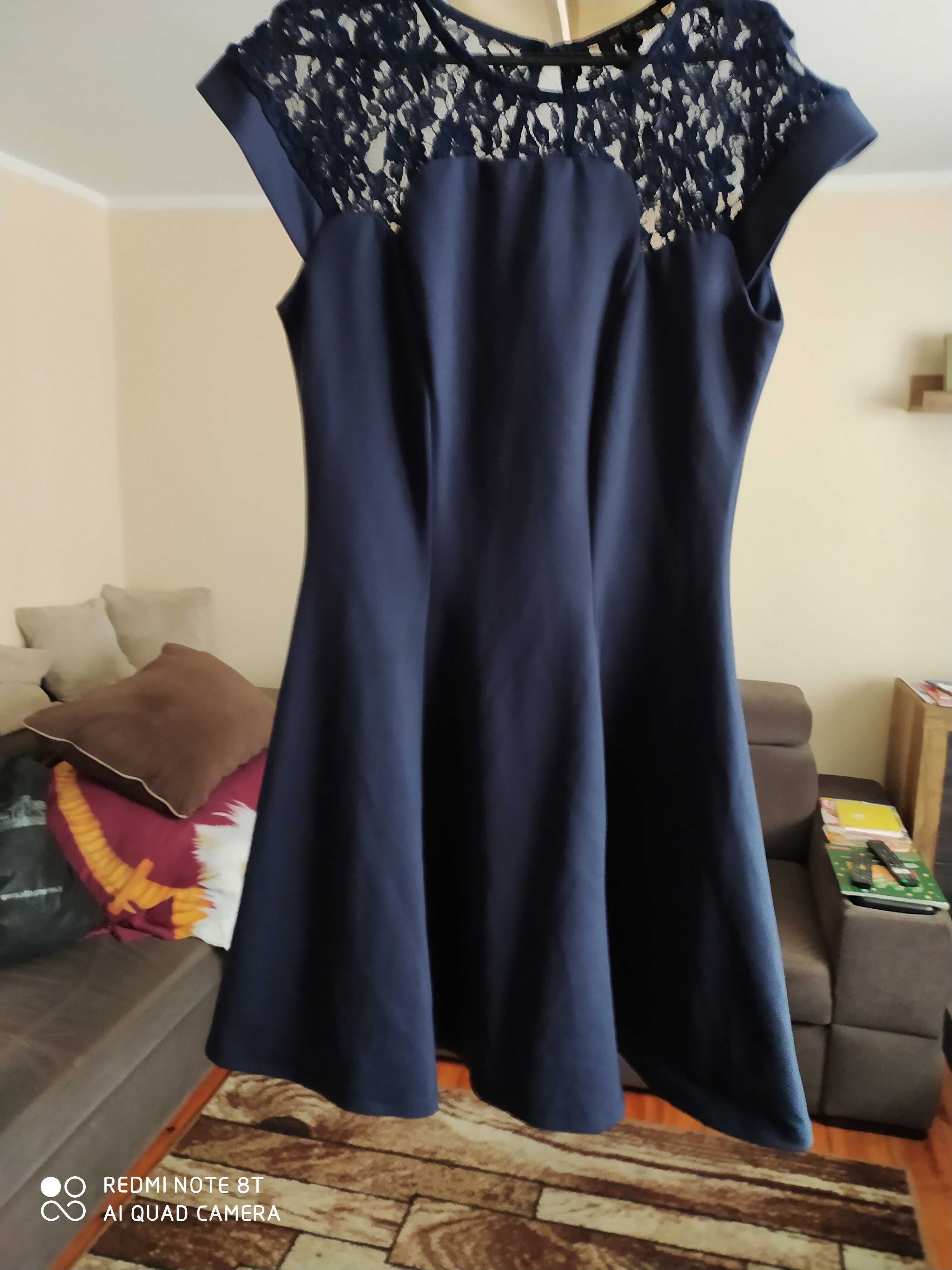 Granatowa sukienka rozmiar 38
