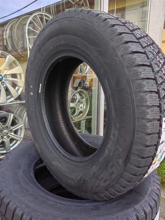 235/65r16C 115/113R Lassa gr BRIDGESTON ZIMA BUS Sprinter Crafter
