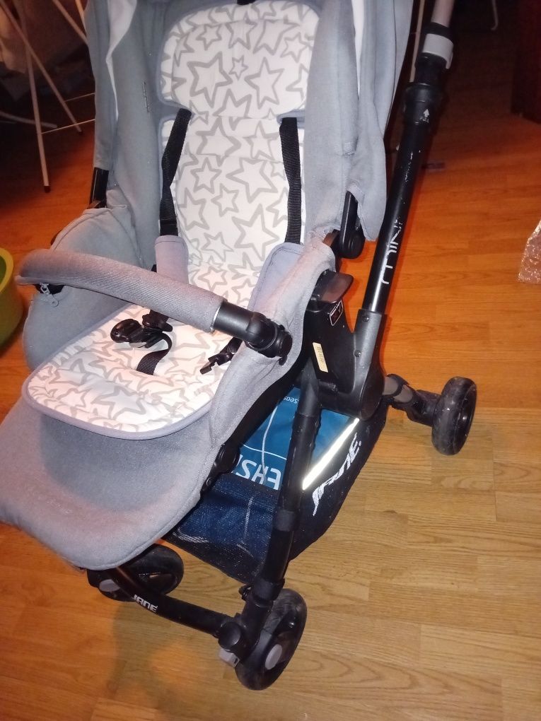 Carrinho de Passeio Minnum Jané 0m+
