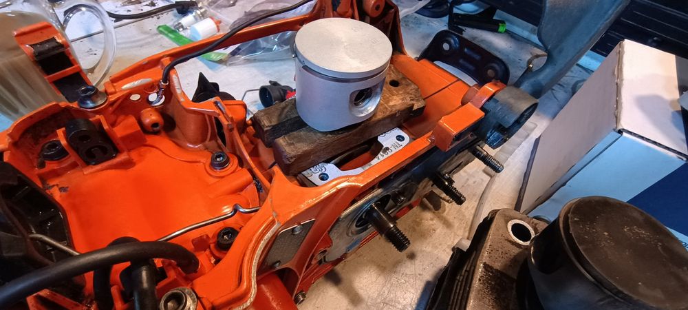 Naprawa i serwis sprzętu ogrodniczego