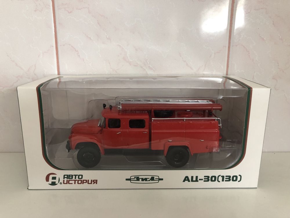 ЗИЛ 130 (АЦ 30) 1:43 АвтоІсторія