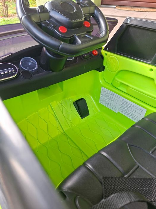 Jeździk akumulator Range Rover światła pasy