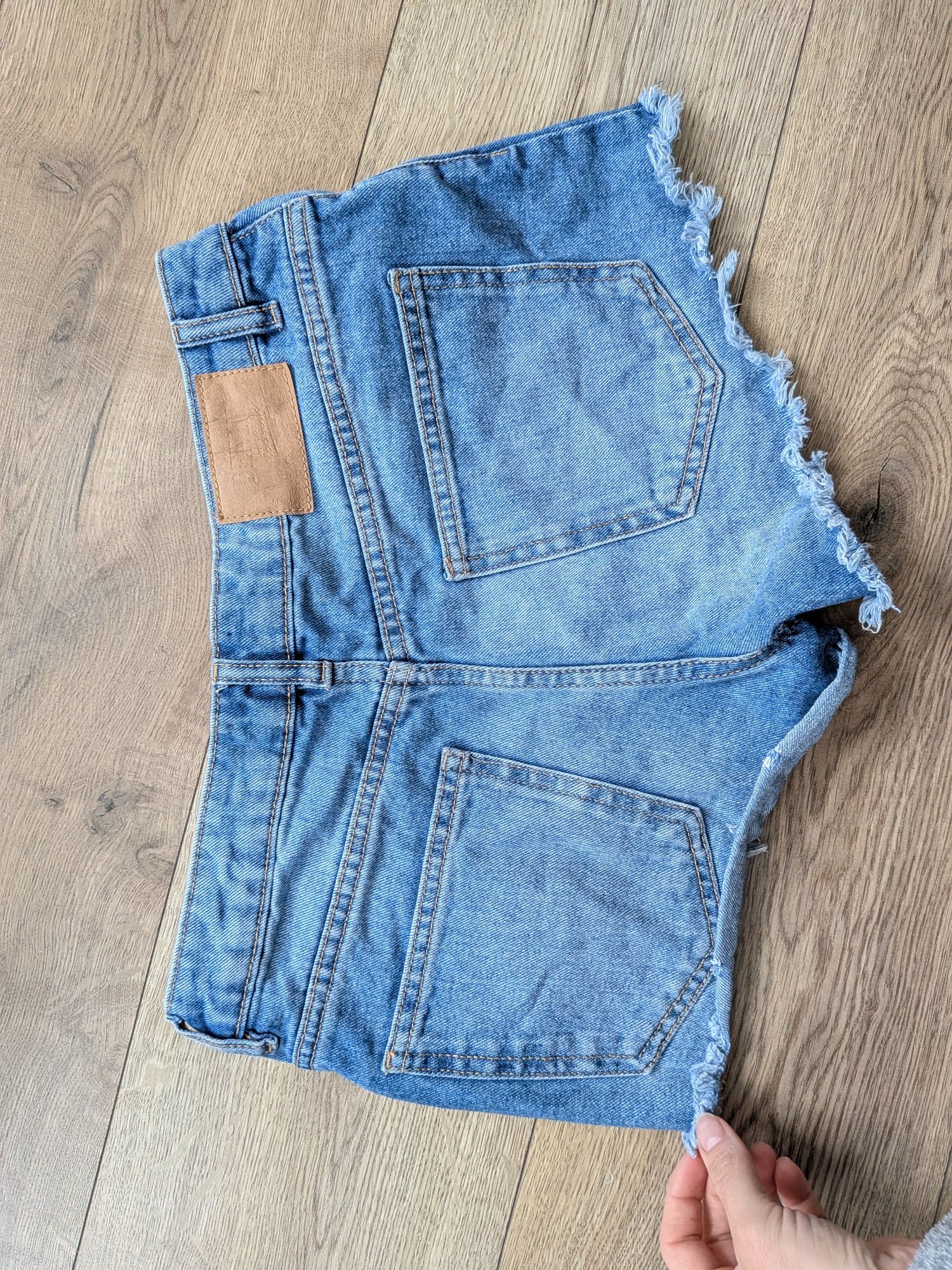 Spodenki jeansowe S