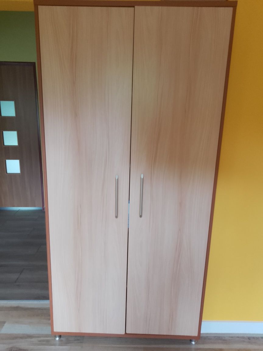 Zestaw mebli szafa, komoda, regał