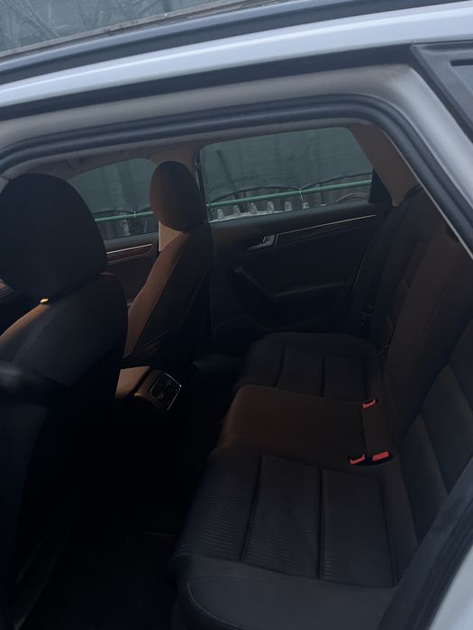 Audi a4 b8 2.0 tdi 170кс