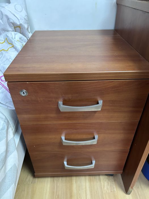 Якісні 2 тумби стан відмінний