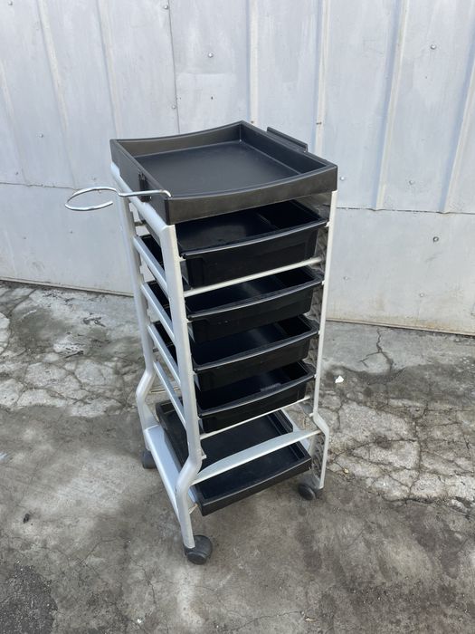 Помічник перукаря(Італія)