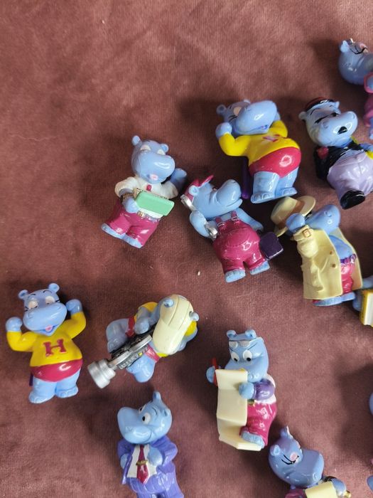 Stare figurki Kinder niespodzianka hipopotamy 136