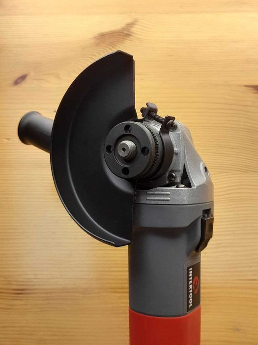 Шлифмашина  кутова INTERTOOL DT-0263 630W 125мм