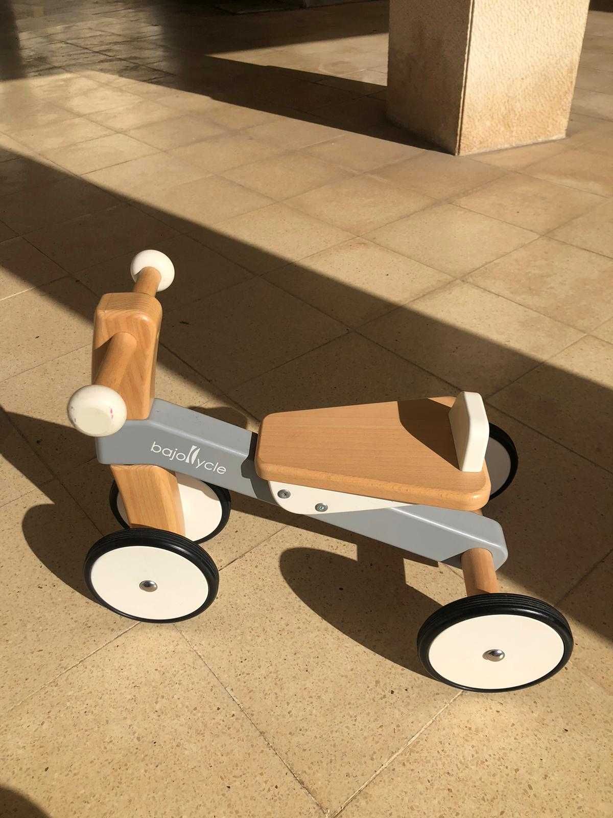 Bicicleta de madeira Bajocycle - dos 1 aos 3 anos, como nova