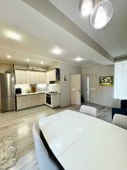 Велика квартира в Зеленому Мисі