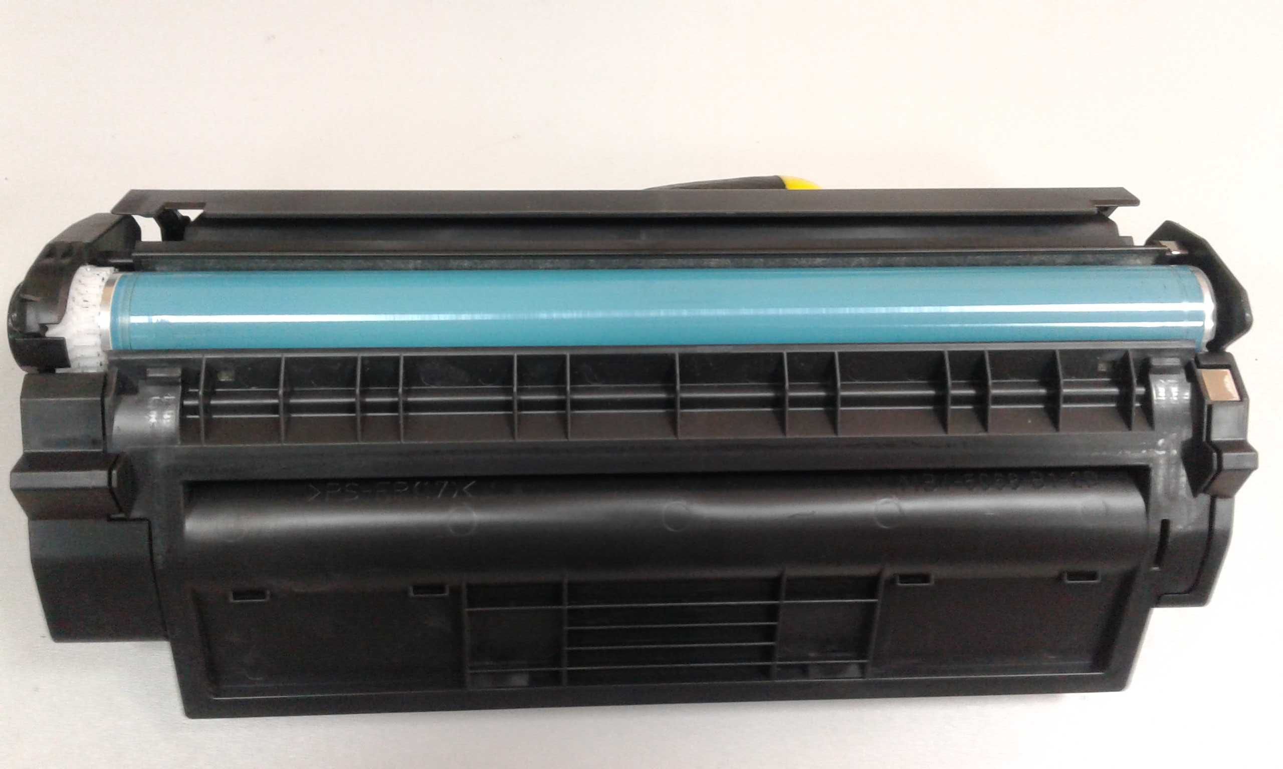 Картридж HP C7115X