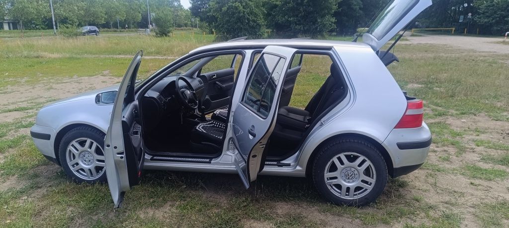 Sprzedam VW Golf 1.9 TDI