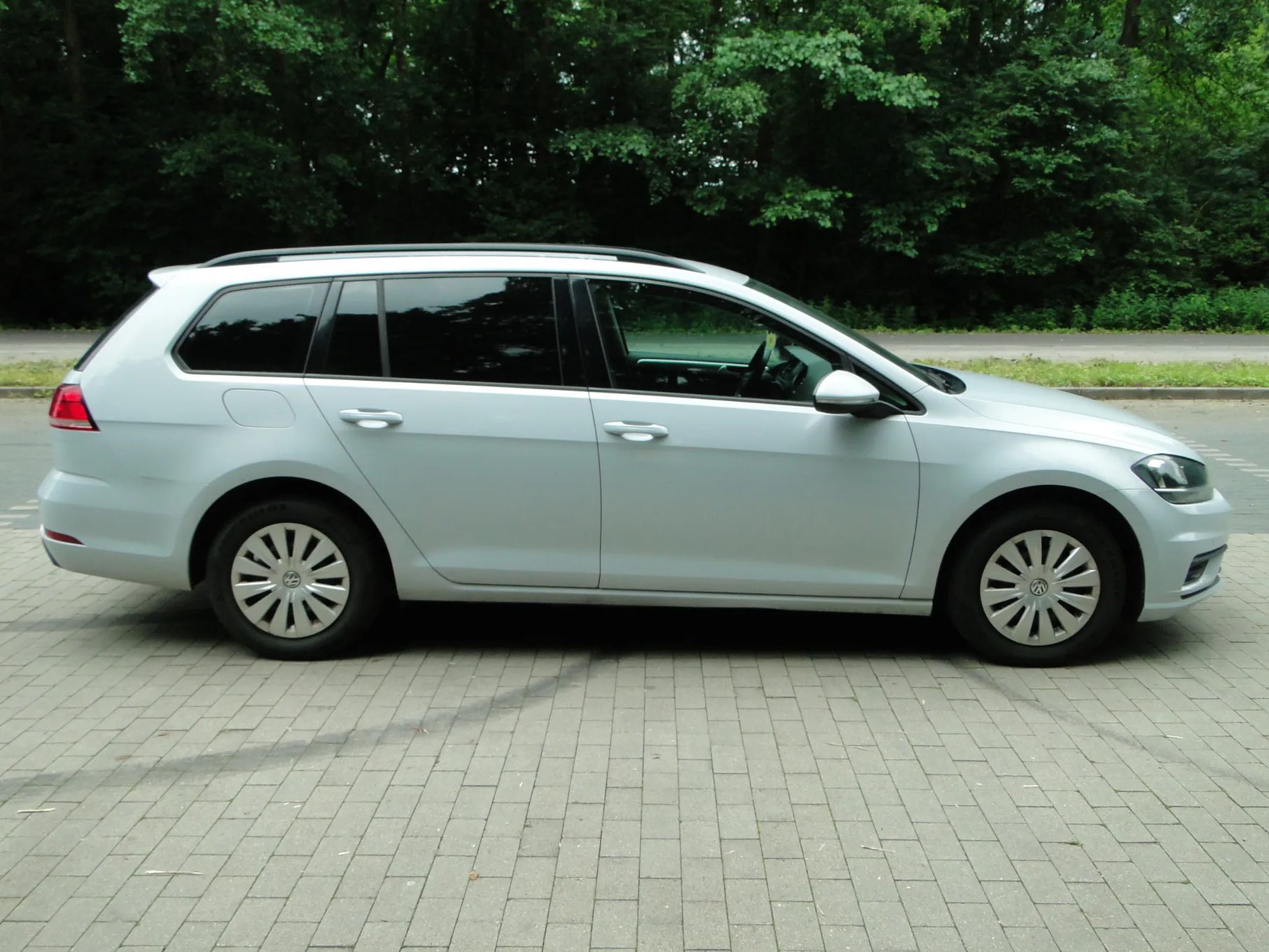 Volkswagen Golf 1.6 TDI Tredline/Salon/Fak Vat23%