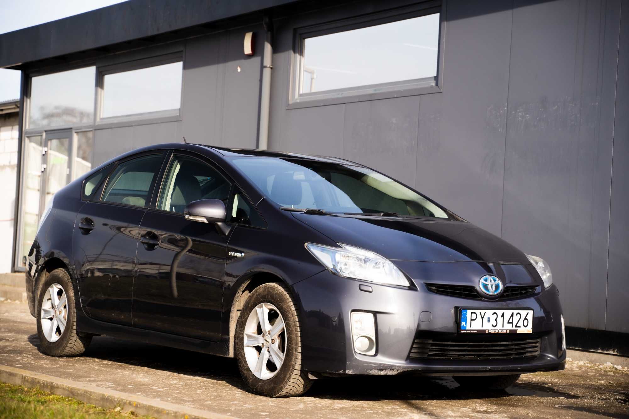 Auto na wynajem  /Hybryda/Gaz/Benzyna/Toyota Prius /Lexus/Ford