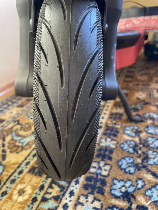 Електросамокат Ninebot max plus voi