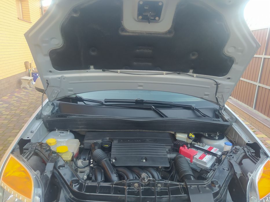 Ford Fusion 2011 1.6л.