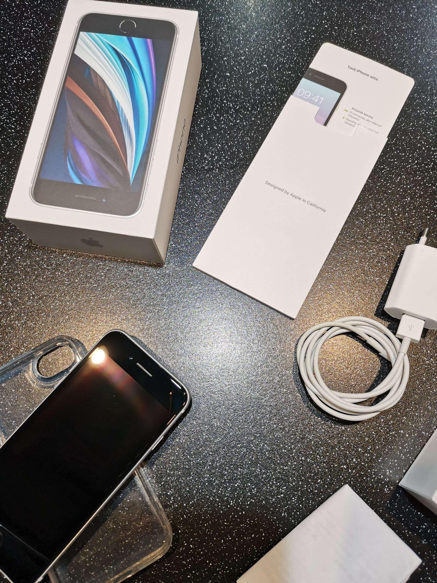 Iphone Se 2020 64gb jak nowy