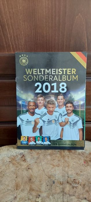 DFB  - Album kolekcjonerski 2018