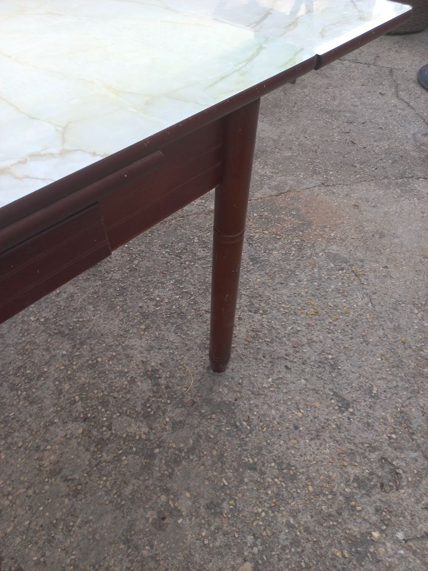 Mesa formica desmontavel