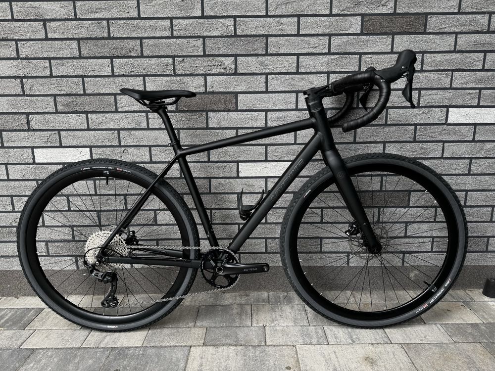 Rower gravel UNIBIKE Geos 1x11 rozmiar 51cm ekspozycyjny