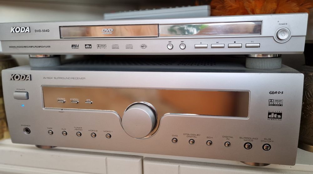 Kino domowe KODA AV-504 zestaw głośników + dvd + subwoofer