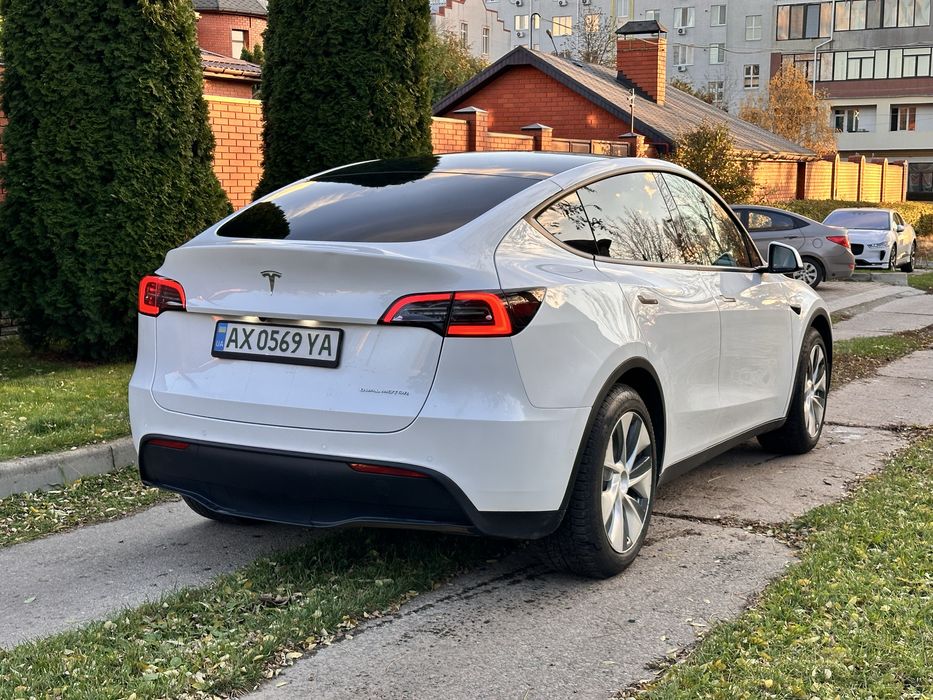 Tesla Model Y LONG RENG DUAL MOTOR Можливий обмін!