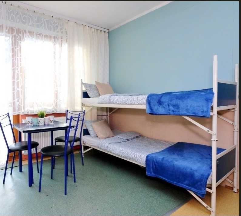 Łóżko składane wojskowe  z materacami może być piętrowe  i  pojedyncze
