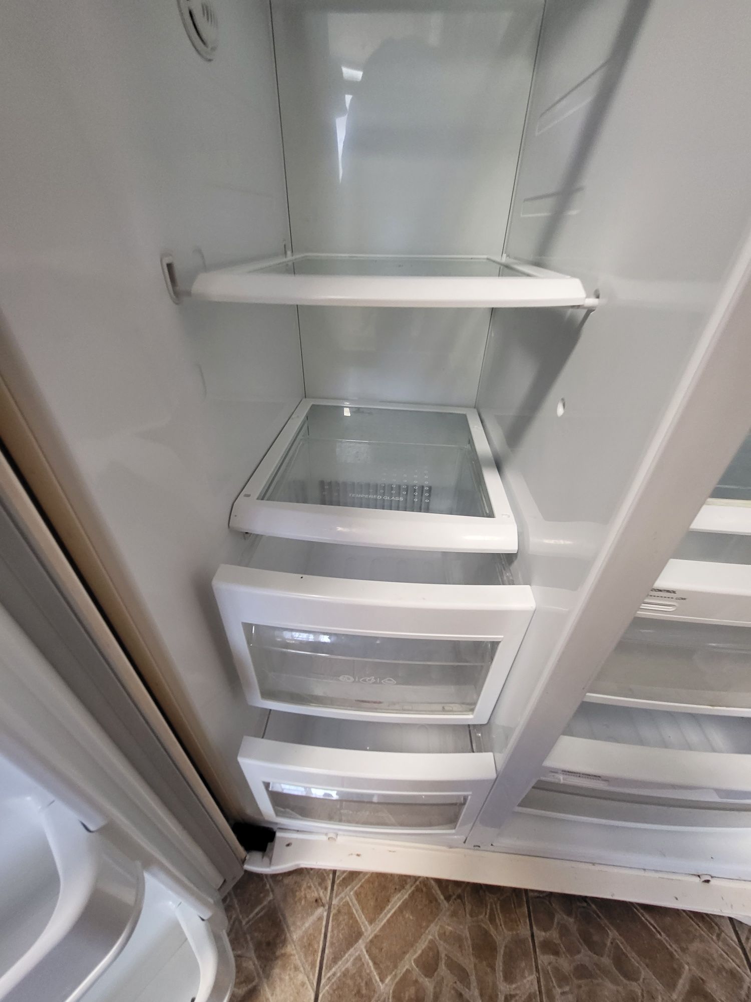Продам холодильник LG GR-B207WVQA
