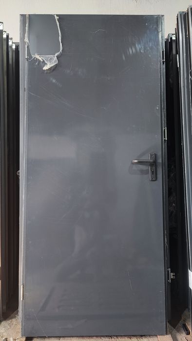 Drzwi zewnętrzne ocieplane. Techniczne budowlane