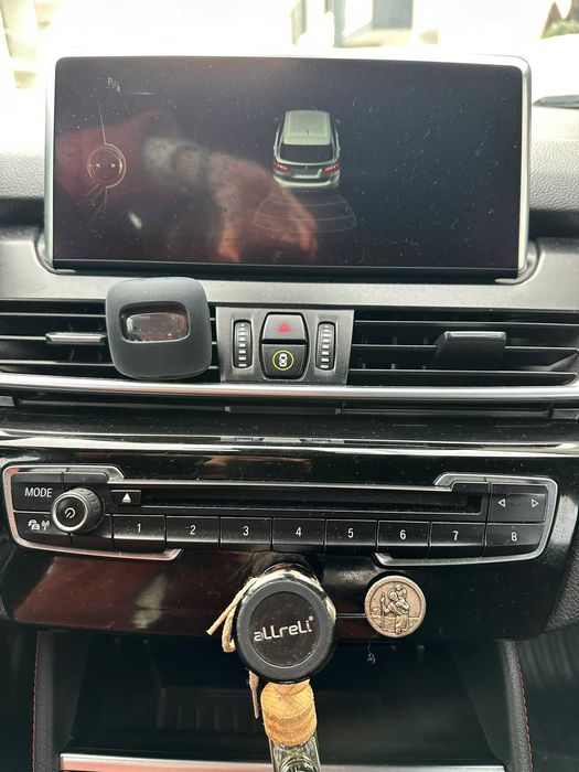 BMW Série 2 218i 1.5, caixa automática sport line