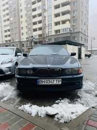 Продам BMW 520i (E39) 2001г.