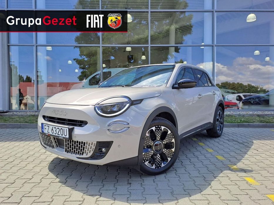 Fiat 600 La Prima 1.2 100KM Beżowy Earth (636) DEMO