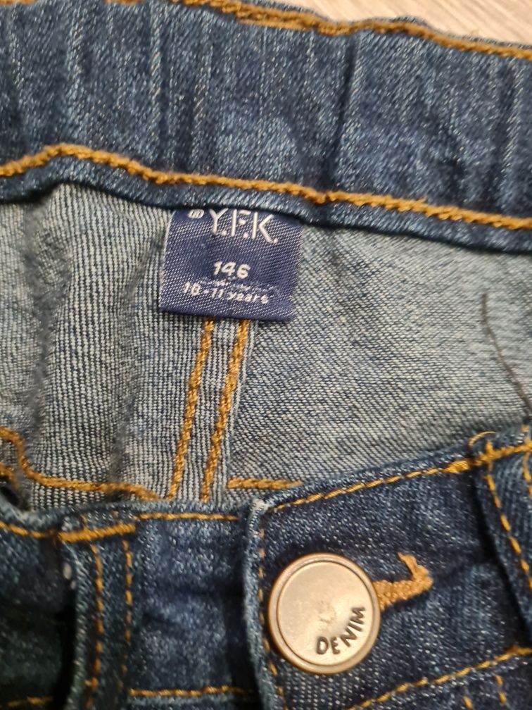 Spodnie jeansowe dla chłopca r 146