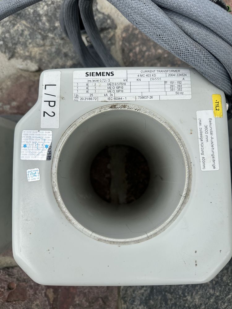 Transformatory prądowe Siemens 150/5/5 A – komplet 3 sztuki