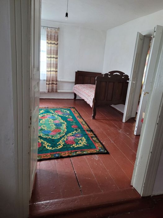 Будинок в центрі села Пилипча