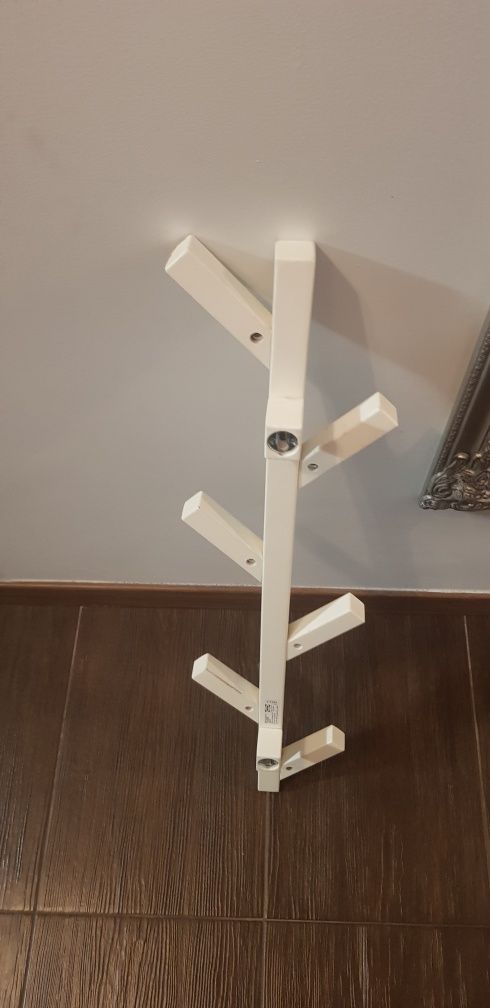 Wieszak ikea tjusig