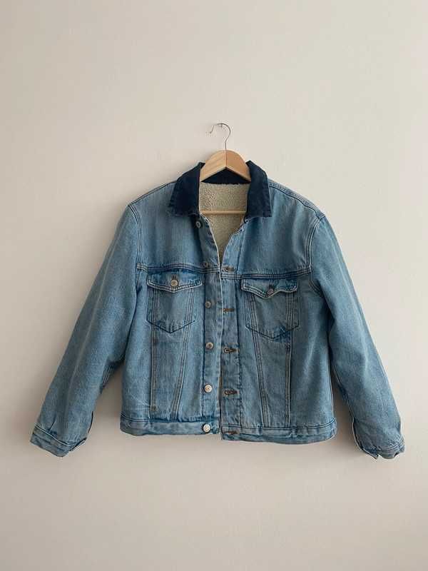 niebieska jeansowa kurtka z futerkiem z misiem M 38 Brandy Melville