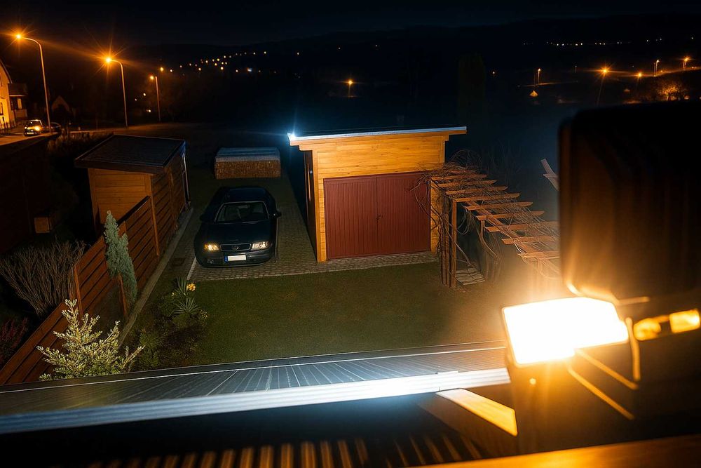 Halogen 42LED MAKITA LXT 18V lampa warsztatowa z ZABEZPIECZENIEM