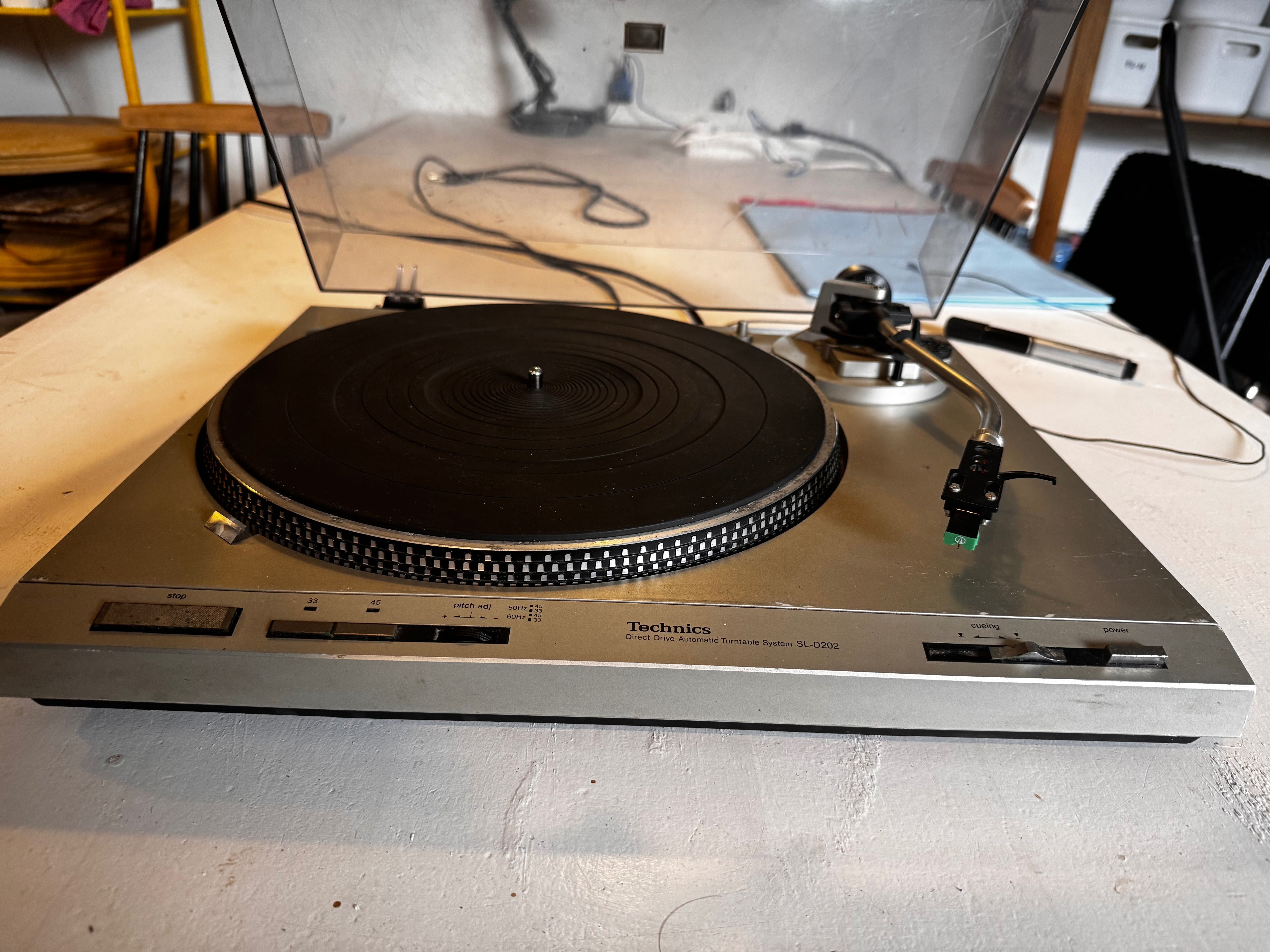 Technics SL-D202